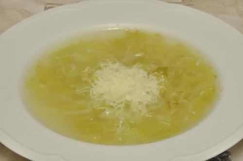 Kapustová polévka s rýží – Snadné Česko recept, zvládnete za 30 - 45 minut